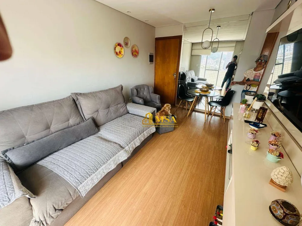 Apartamento, 2 quartos, 60 m² - Foto 2
