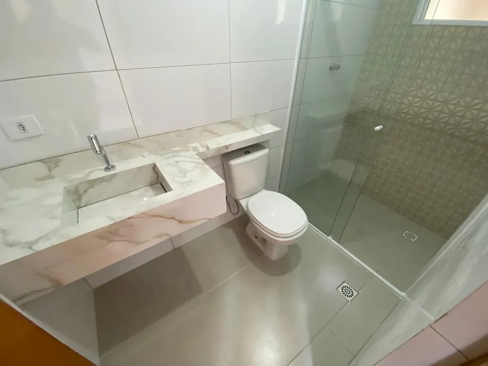 Casa, 3 quartos, 190 m² - Foto 2