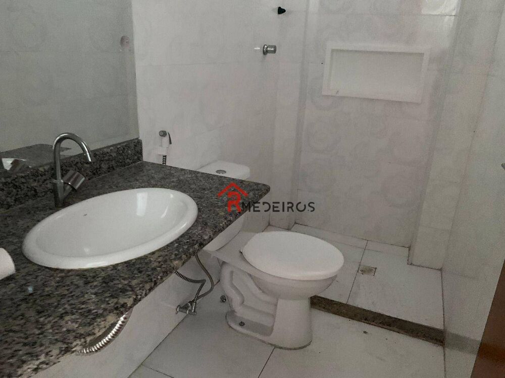 Apartamento para alugar com 2 quartos, 95m² - Foto 2