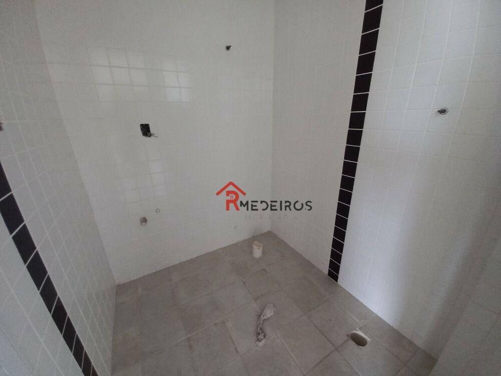 Cobertura à venda com 3 quartos, 241m² - Foto 7