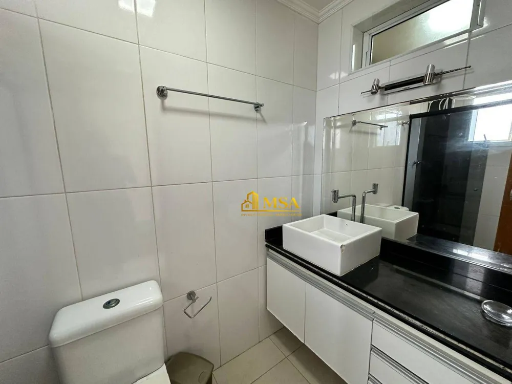 Cobertura, 3 quartos, 216 m² - Foto 4
