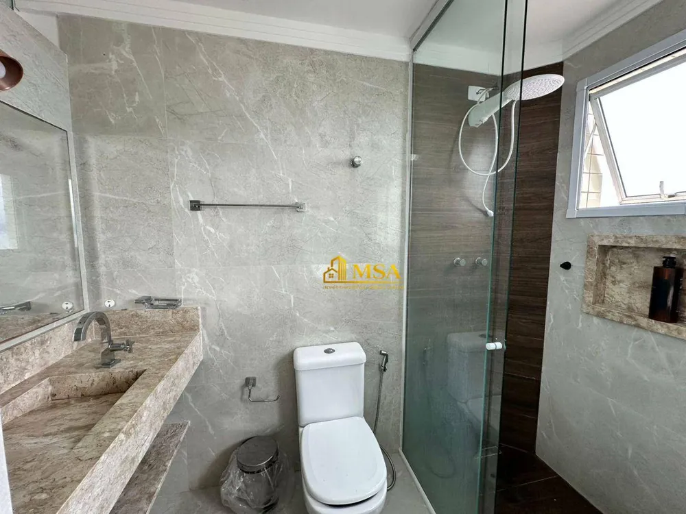 Cobertura, 3 quartos, 216 m² - Foto 5