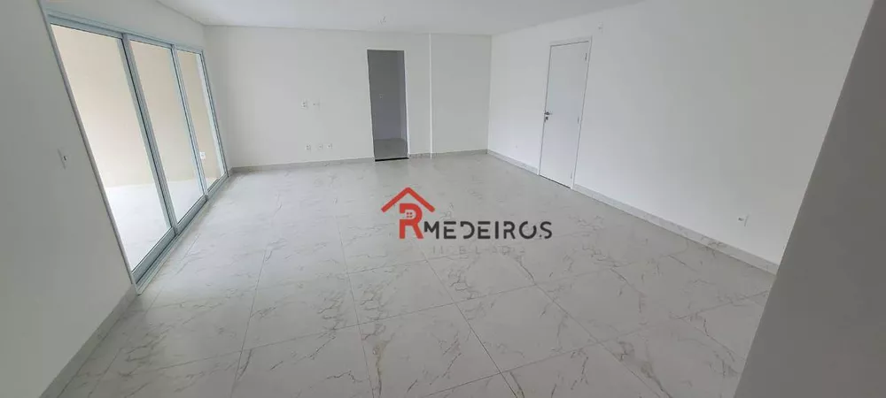 Apartamento à venda com 3 quartos, 147m² - Foto 4