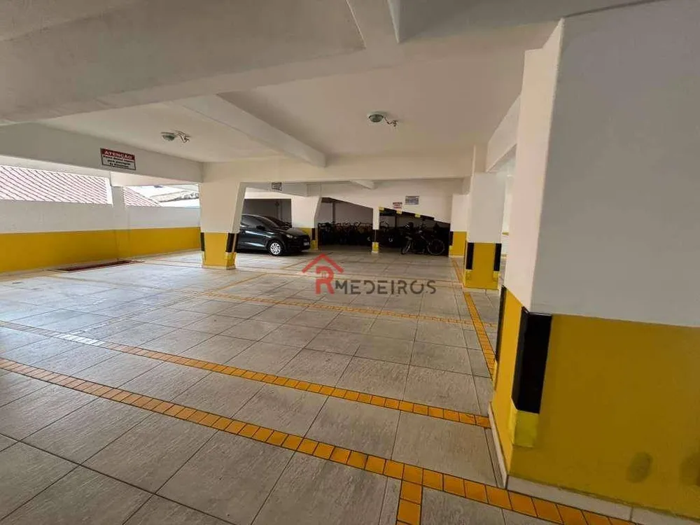Apartamento, 1 quarto, 61 m² - Foto 2