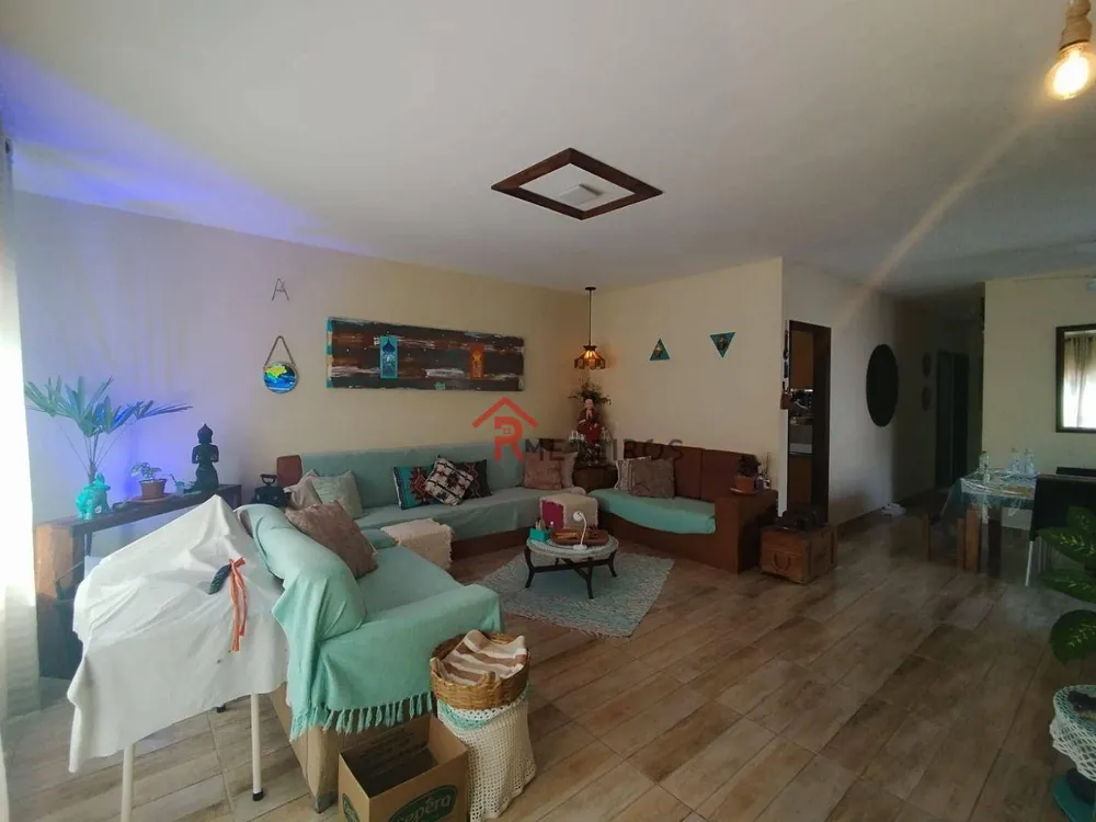Casa, 3 quartos, 154 m² - Foto 1