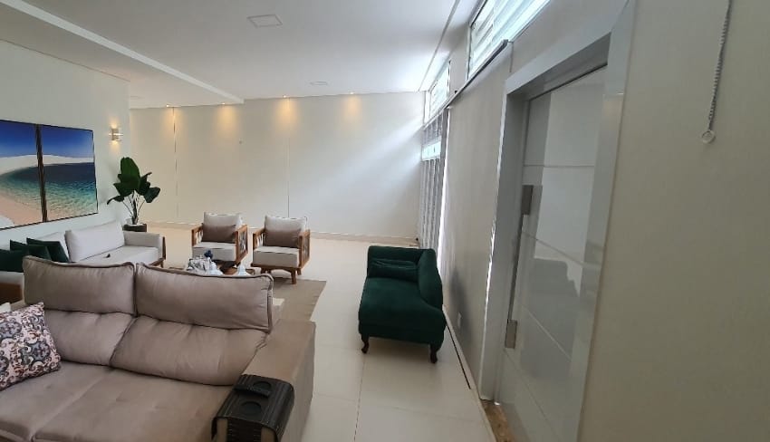 Casa à venda com 3 quartos, 250m² - Foto 4