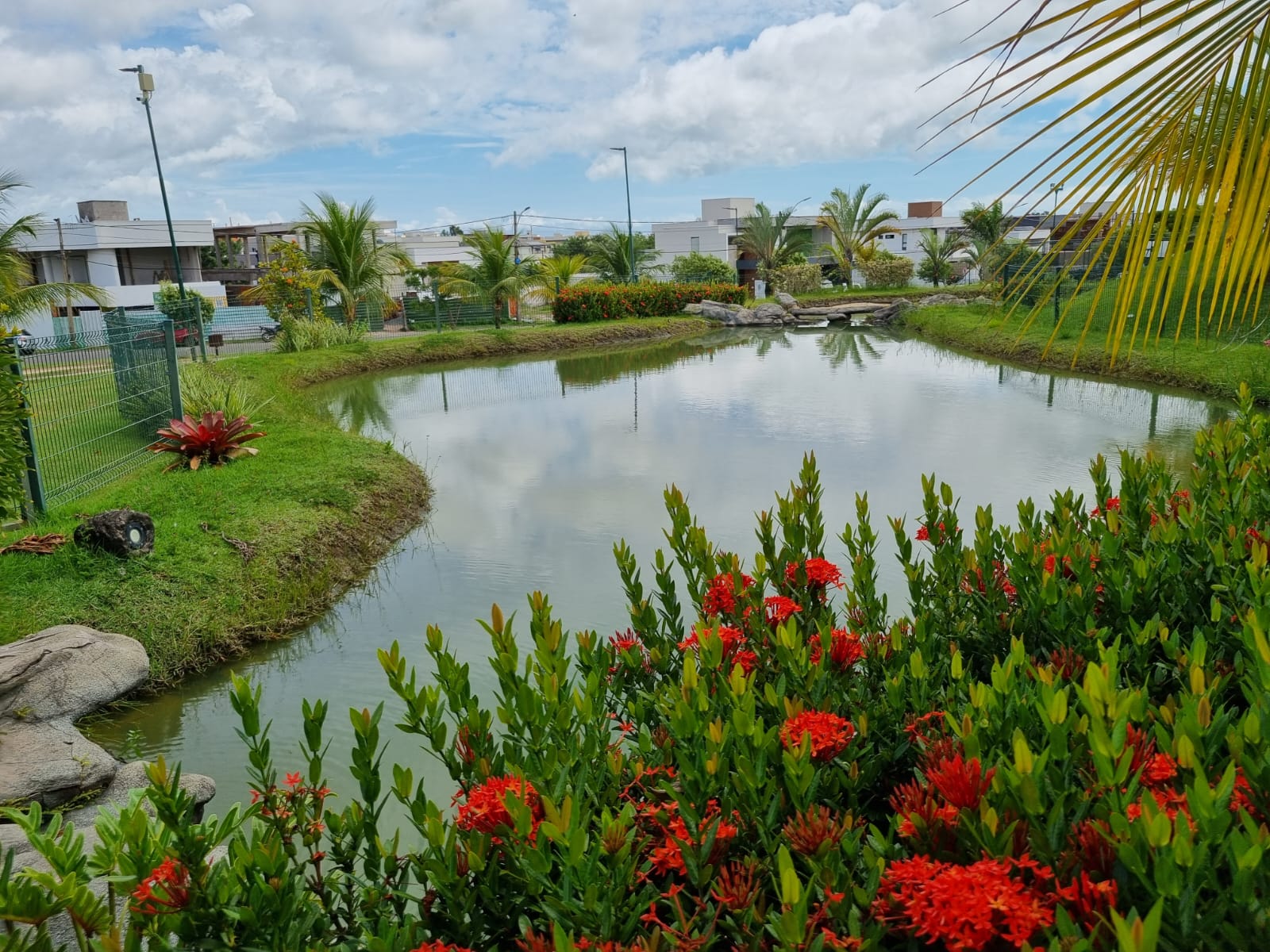 Casa de Condomínio à venda com 4 quartos, 300m² - Foto 14