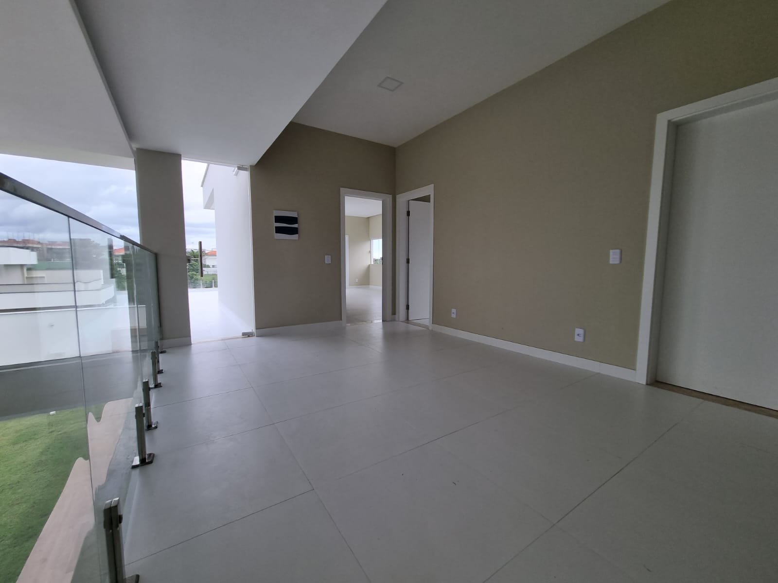 Casa de Condomínio à venda com 4 quartos, 300m² - Foto 9