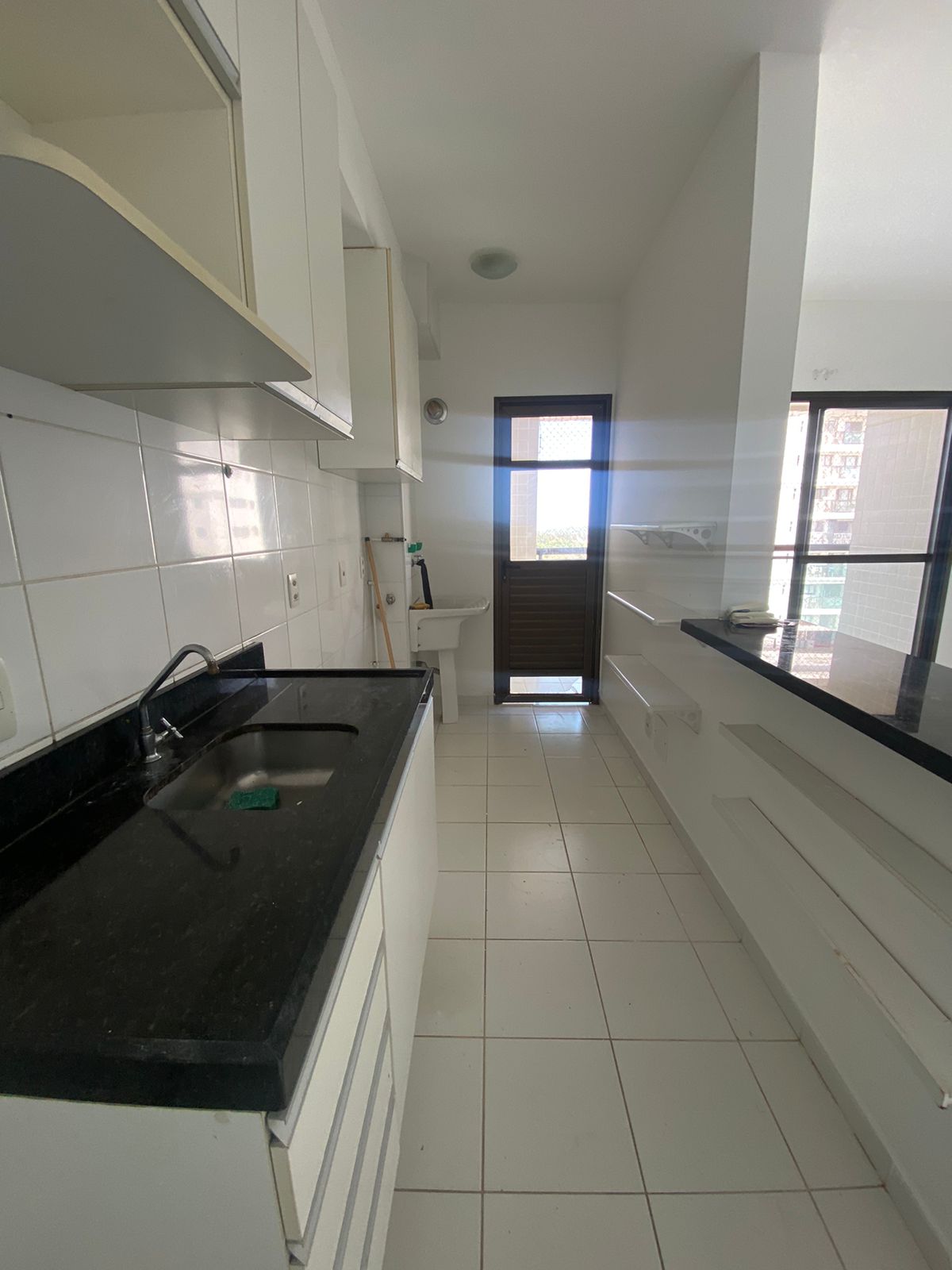 Apartamento para alugar com 2 quartos, 65m² - Foto 7