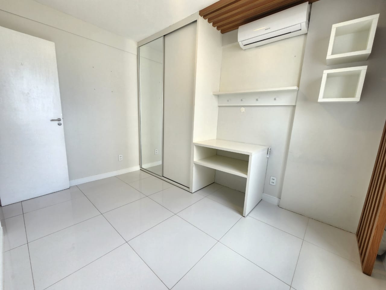 Apartamento à venda com 3 quartos, 92m² - Foto 15