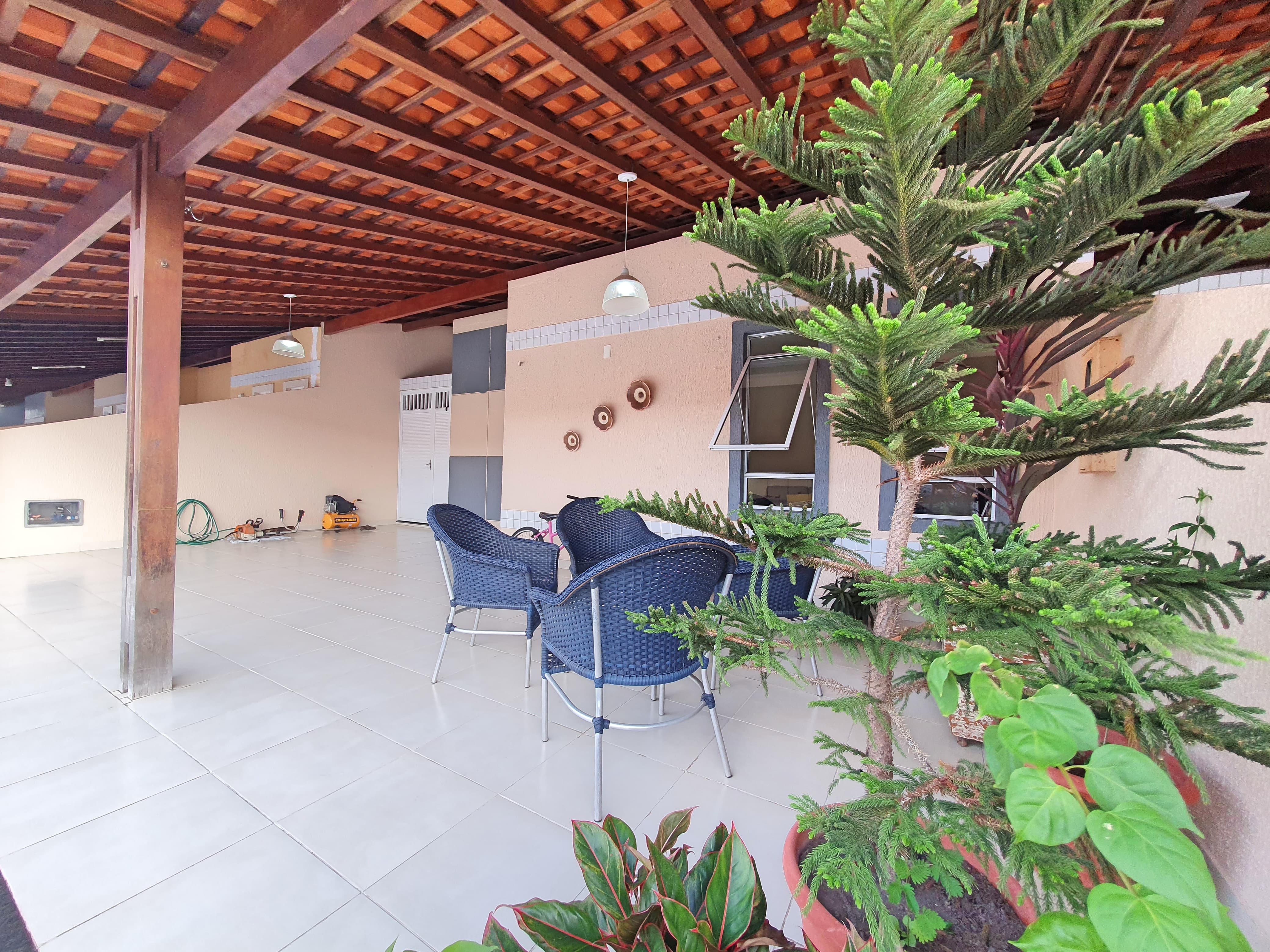 Casa de Condomínio à venda com 3 quartos, 150m² - Foto 1