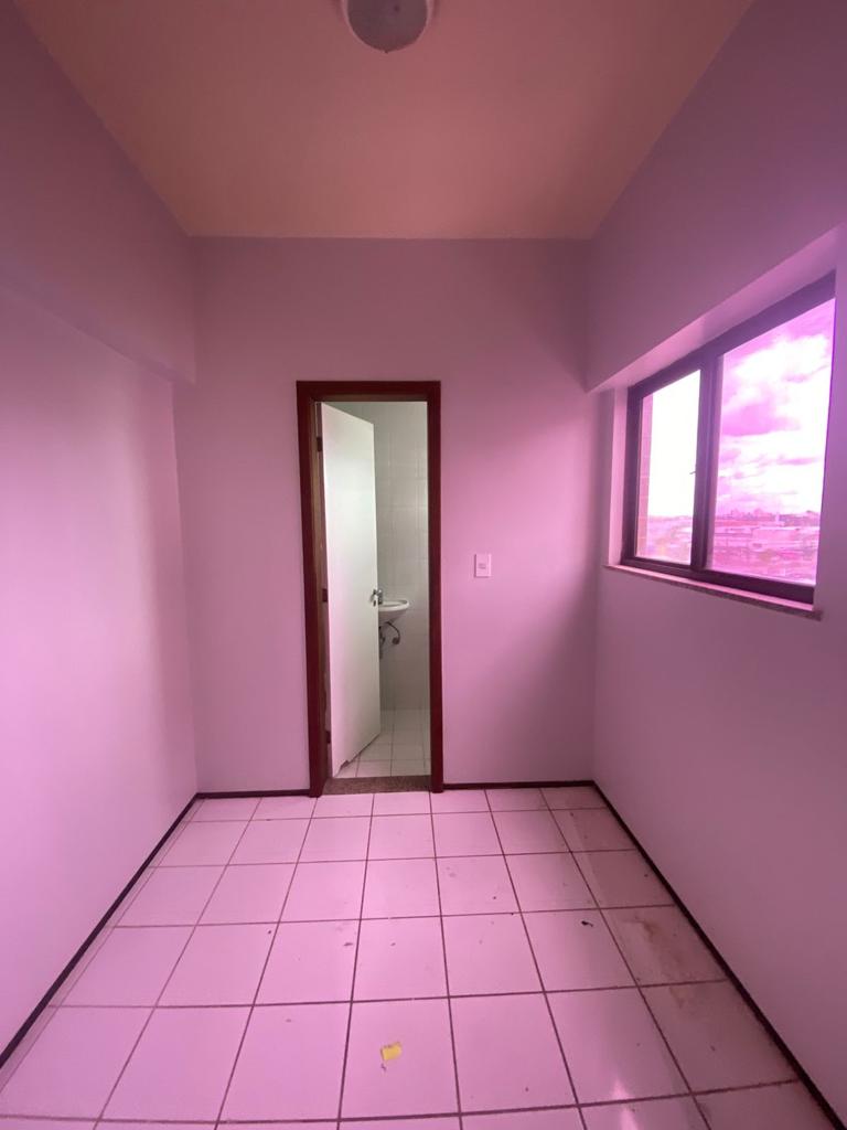 Apartamento para alugar com 3 quartos, 114m² - Foto 8