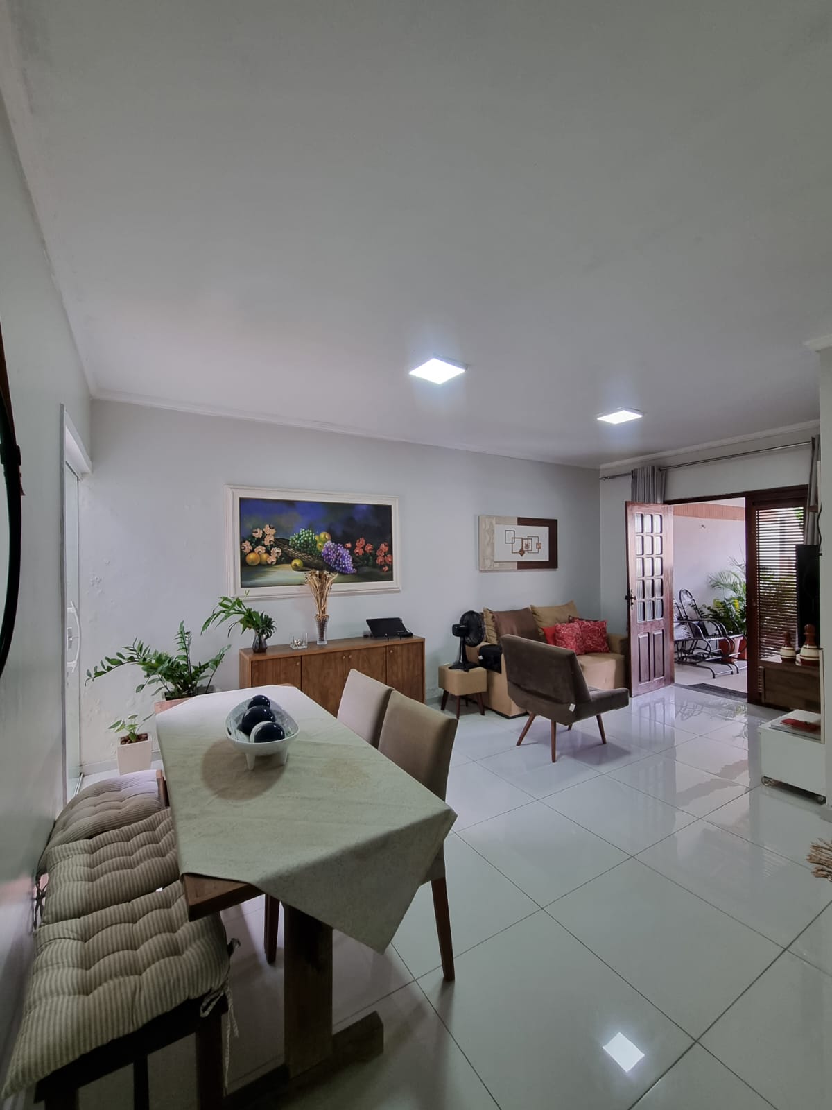 Casa de Condomínio à venda com 3 quartos, 120m² - Foto 1