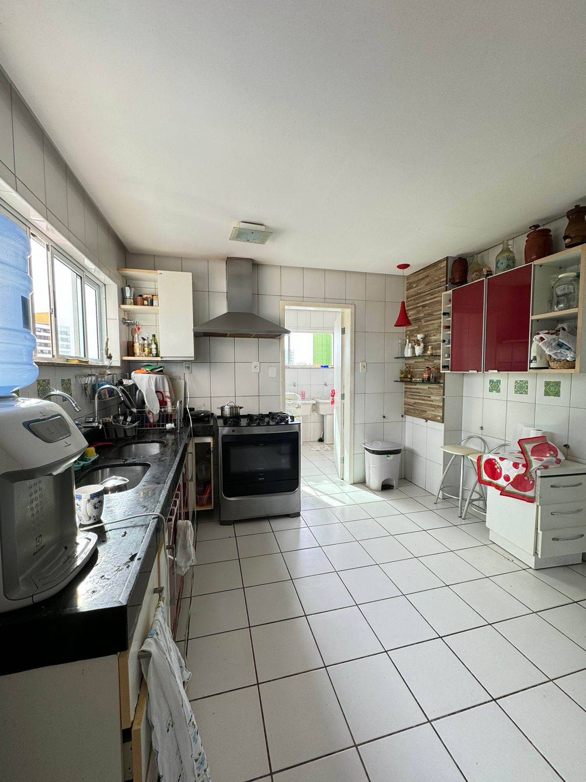 Apartamento à venda com 4 quartos, 245m² - Foto 4