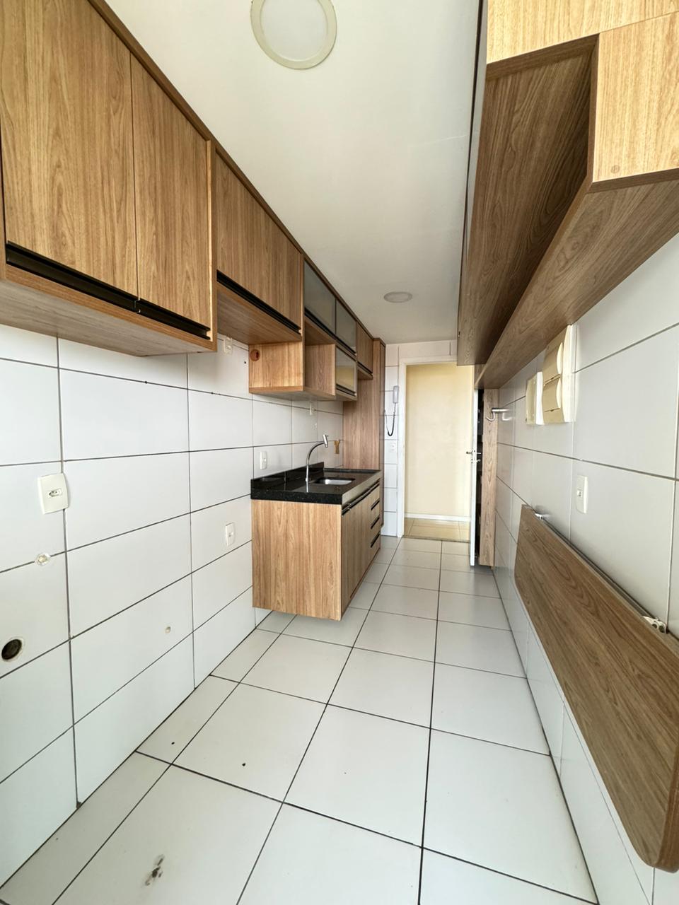 Apartamento para alugar com 3 quartos, 82m² - Foto 3