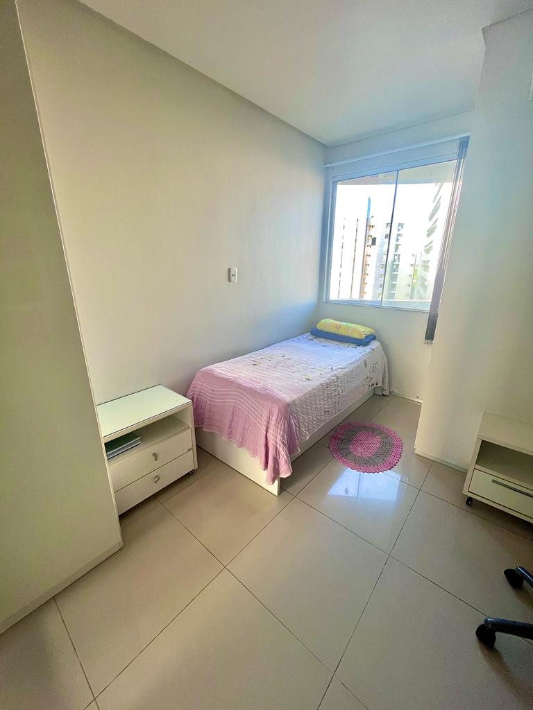 Apartamento à venda com 3 quartos, 268m² - Foto 8