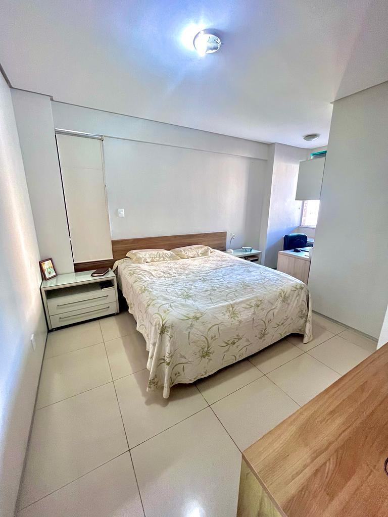 Apartamento à venda com 3 quartos, 268m² - Foto 4