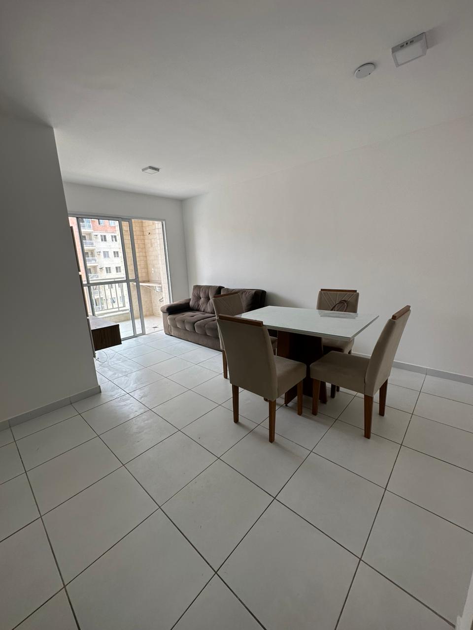 Apartamento à venda com 3 quartos, 78m² - Foto 2