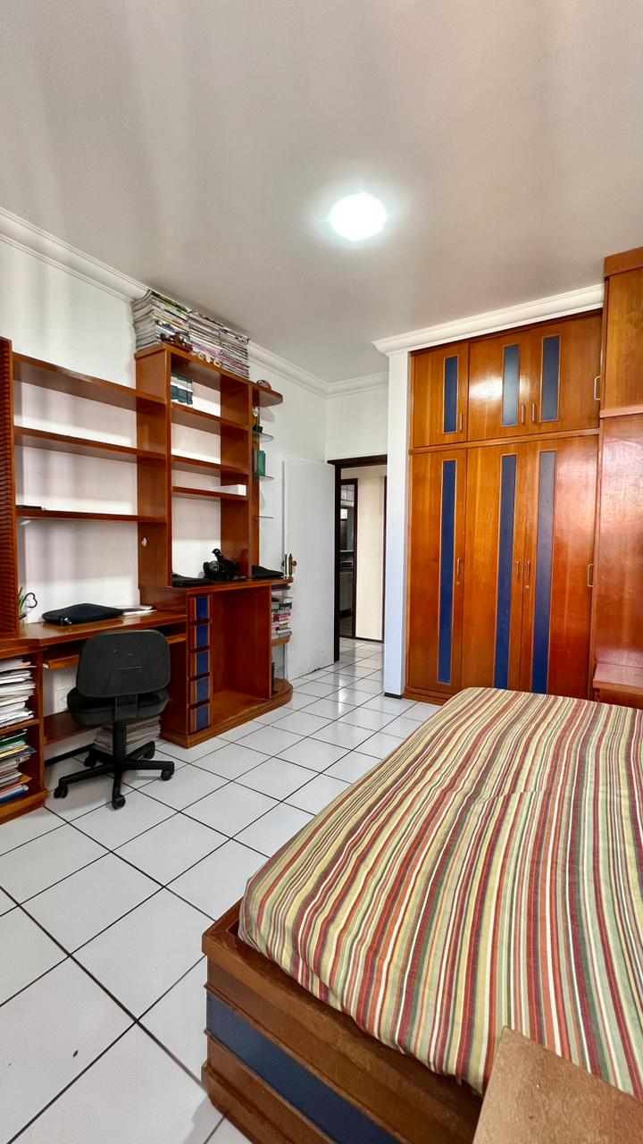 Apartamento à venda com 4 quartos, 260m² - Foto 7