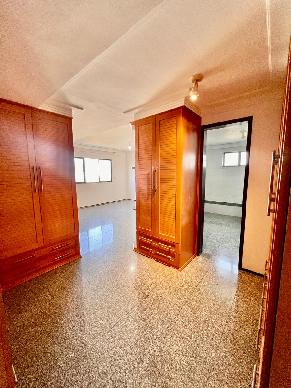 Apartamento à venda com 3 quartos, 200m² - Foto 13