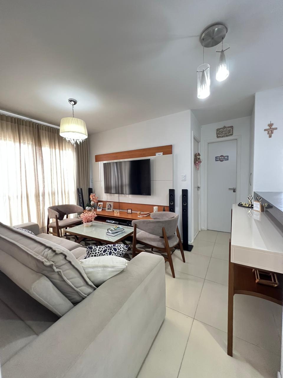 Apartamento à venda com 2 quartos, 61m² - Foto 8