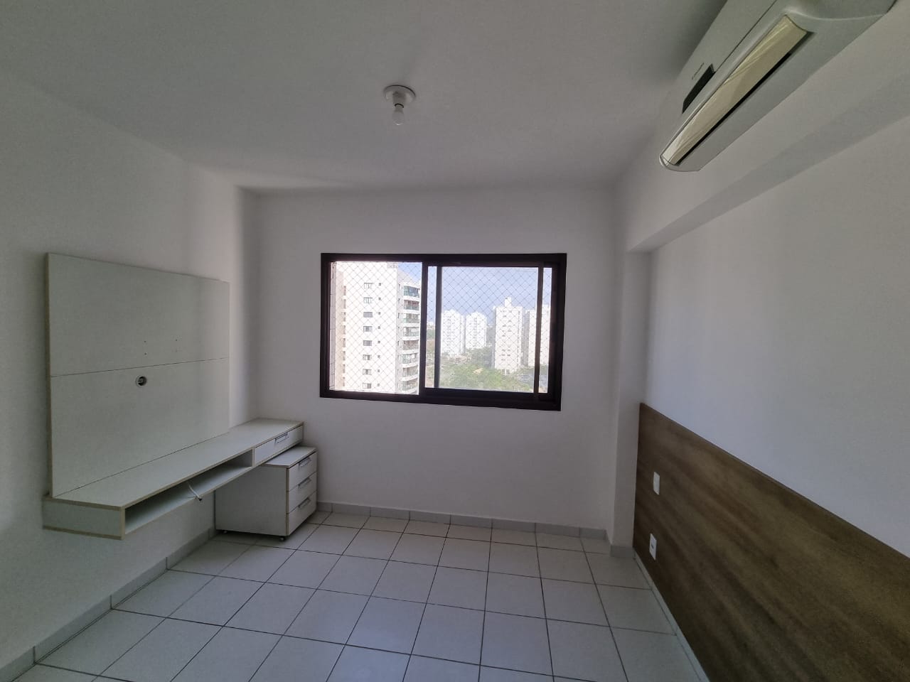 Apartamento para alugar com 3 quartos, 94m² - Foto 17