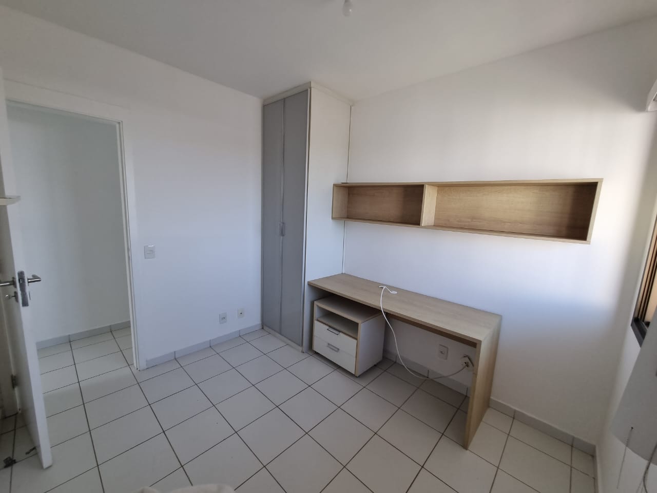 Apartamento para alugar com 3 quartos, 94m² - Foto 13