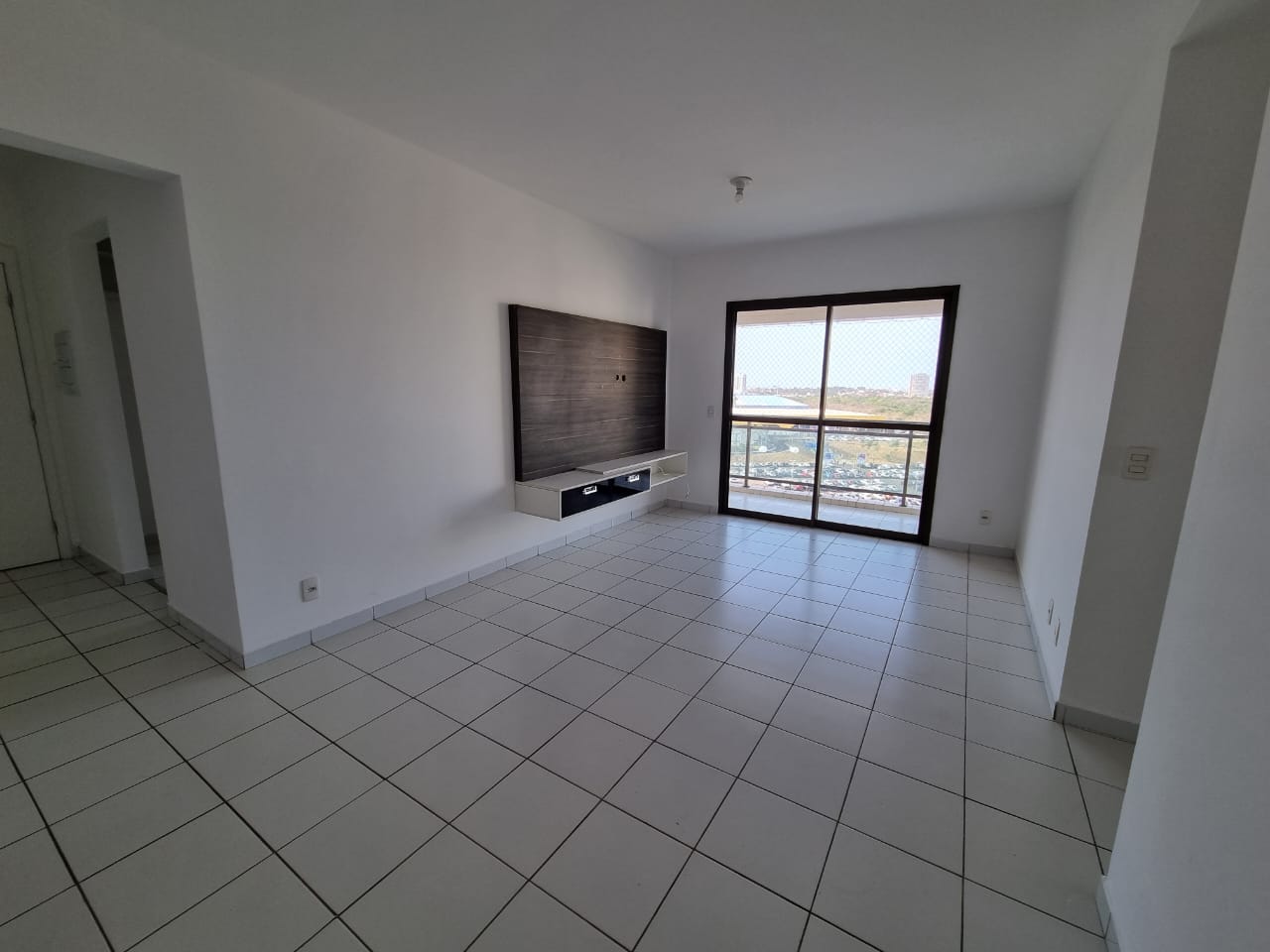 Apartamento para alugar com 3 quartos, 94m² - Foto 1