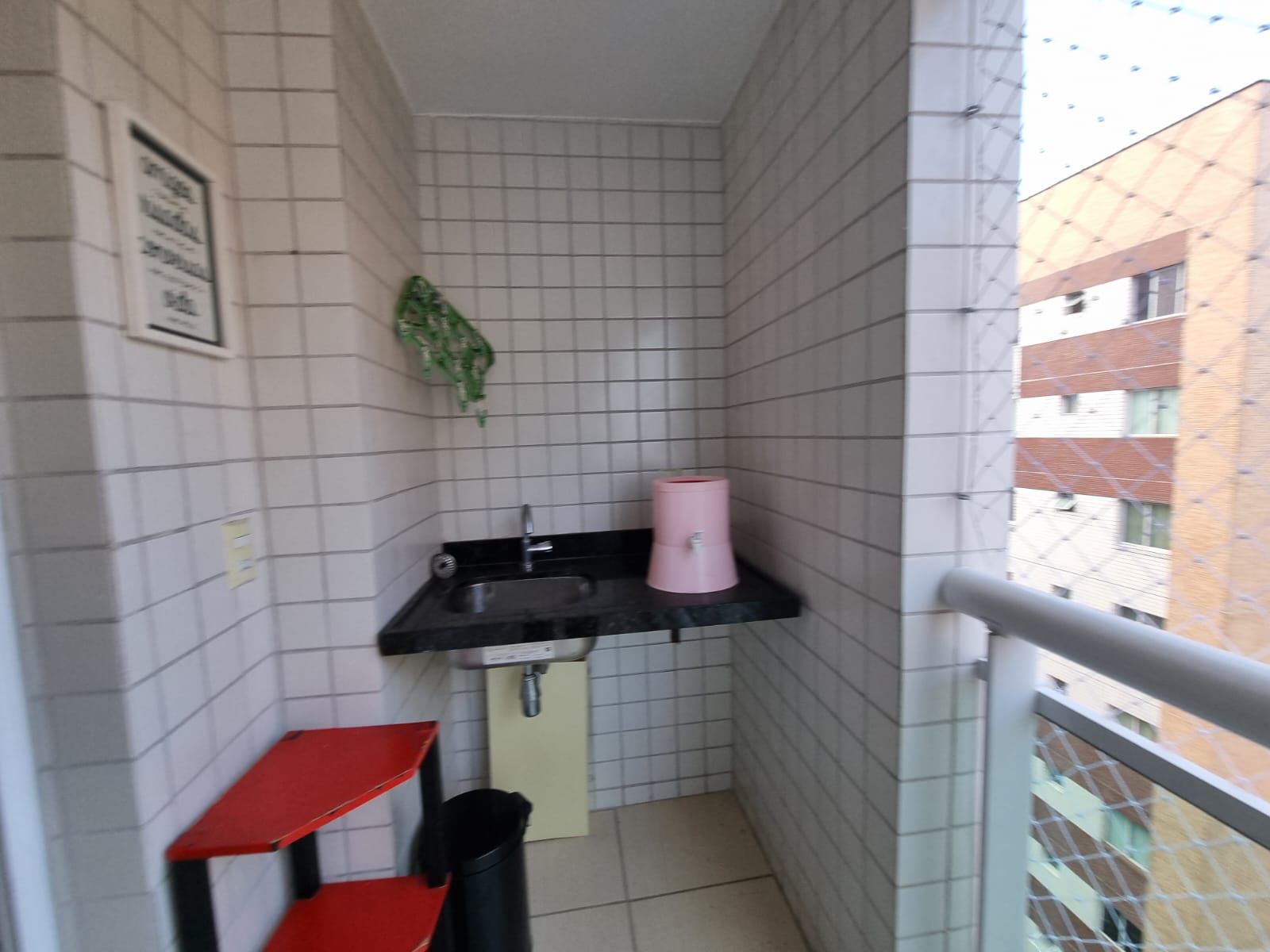 Apartamento à venda com 2 quartos, 65m² - Foto 3