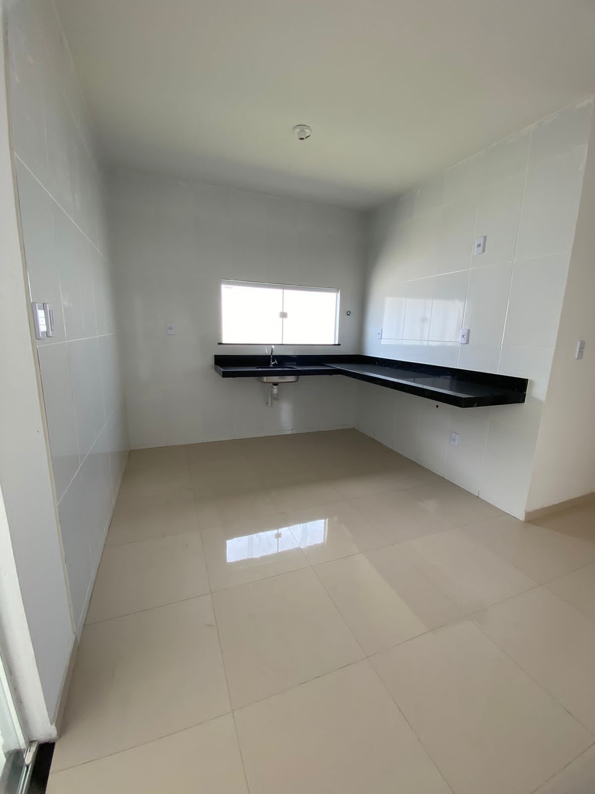 Casa à venda com 3 quartos, 114m² - Foto 14