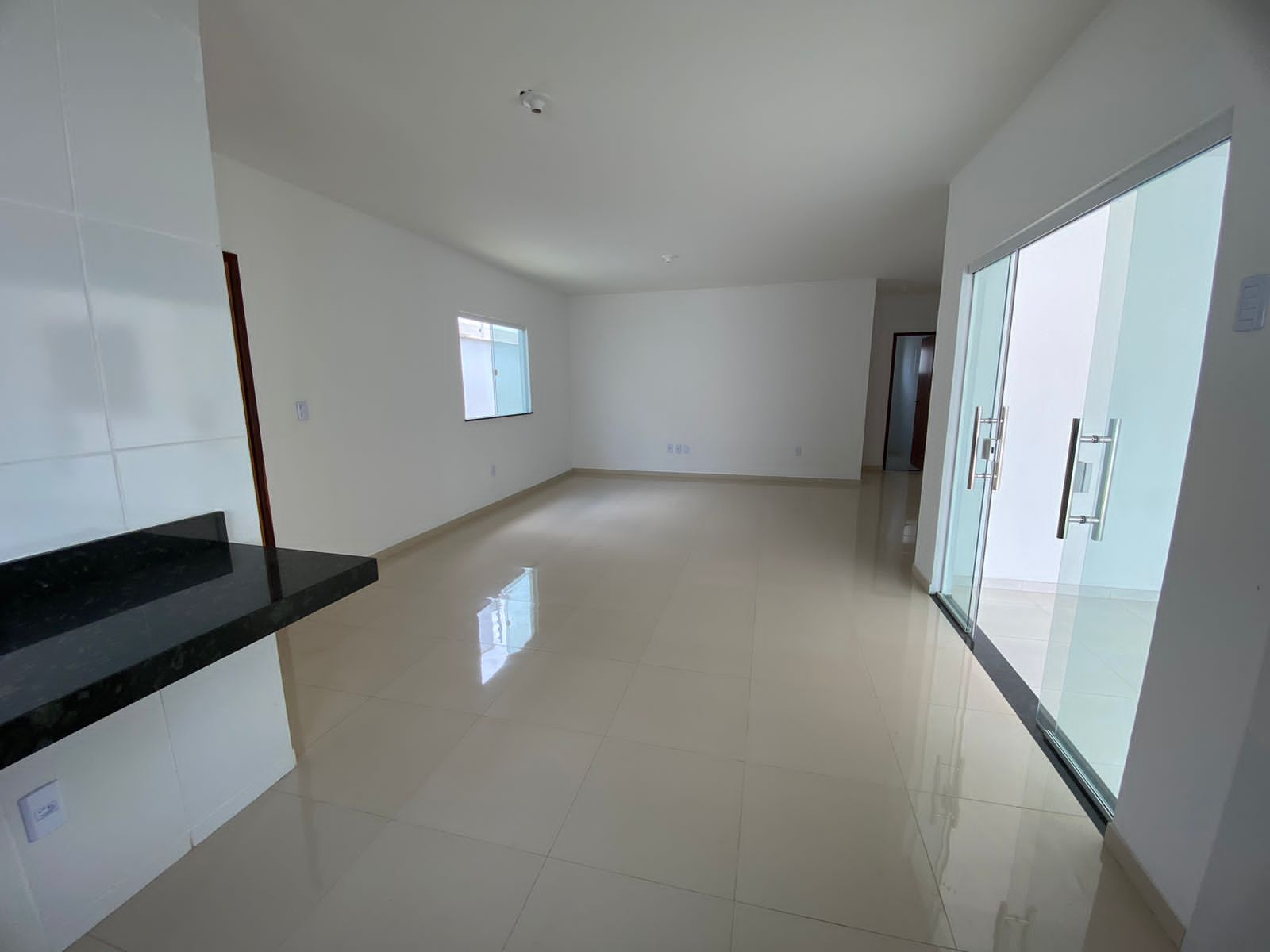 Casa à venda com 3 quartos, 114m² - Foto 8