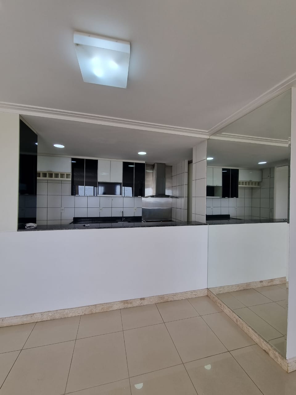 Apartamento à venda com 2 quartos, 97m² - Foto 11