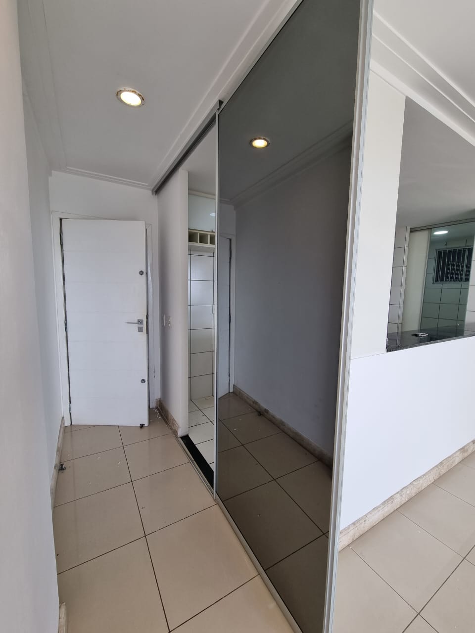 Apartamento à venda com 2 quartos, 97m² - Foto 13