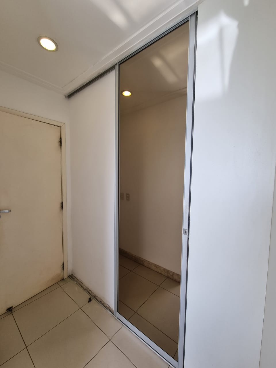 Apartamento à venda com 2 quartos, 97m² - Foto 10