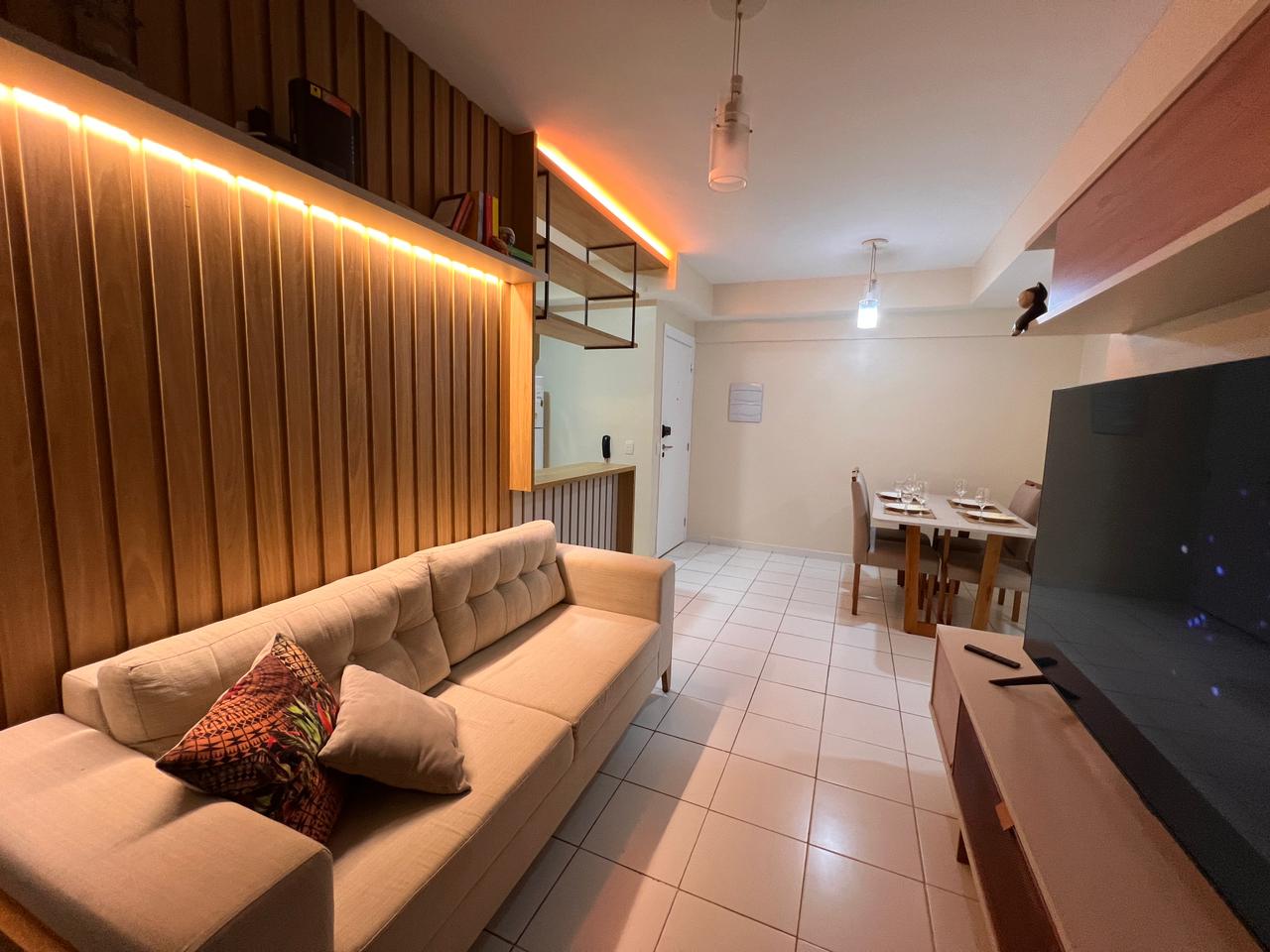 Apartamento à venda com 2 quartos, 65m² - Foto 3