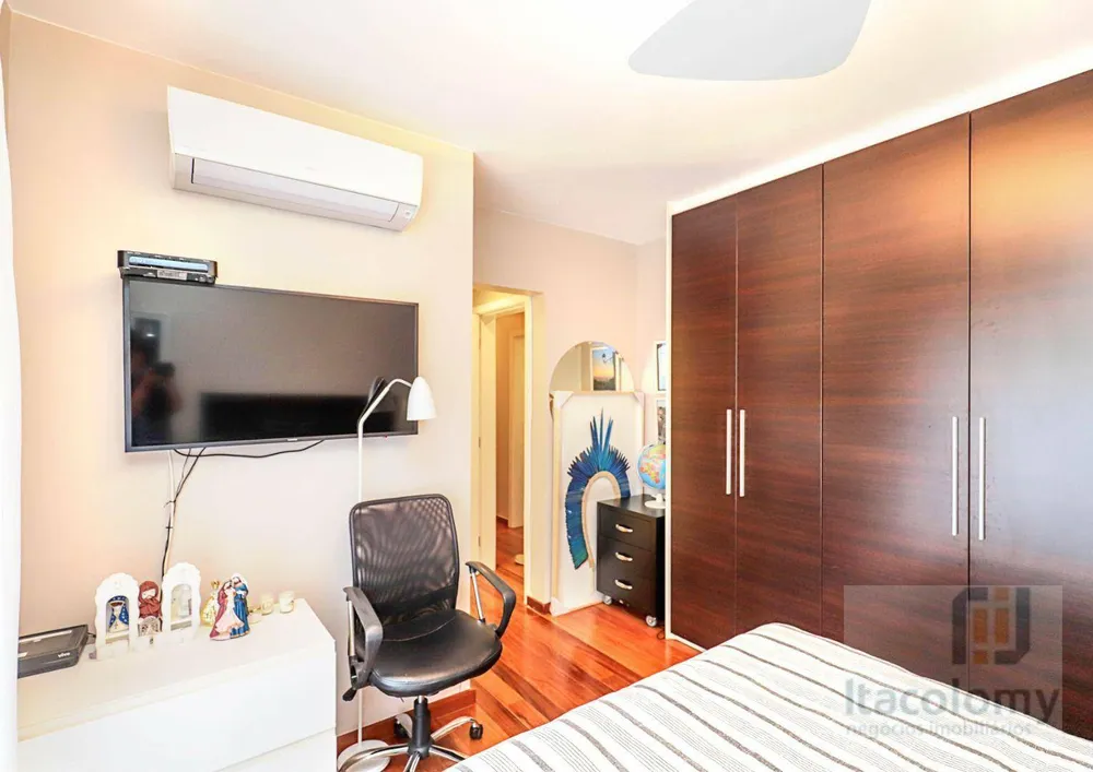 Apartamento, 3 quartos, 226 m² - Foto 3