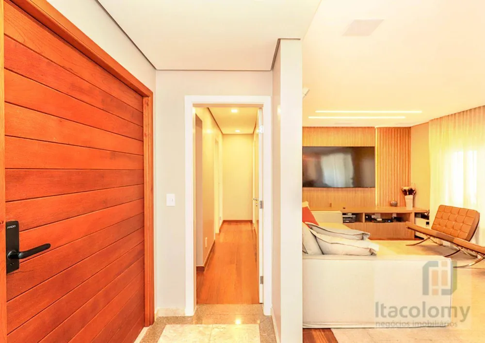 Apartamento, 3 quartos, 226 m² - Foto 2