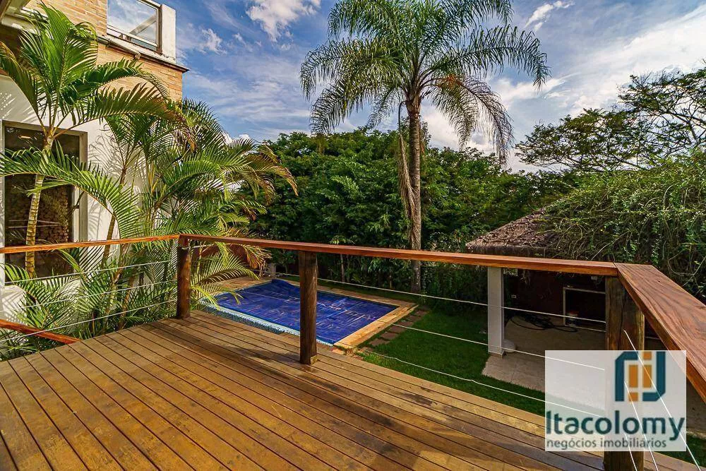 Casa de Condomínio à venda com 4 quartos, 525m² - Foto 4