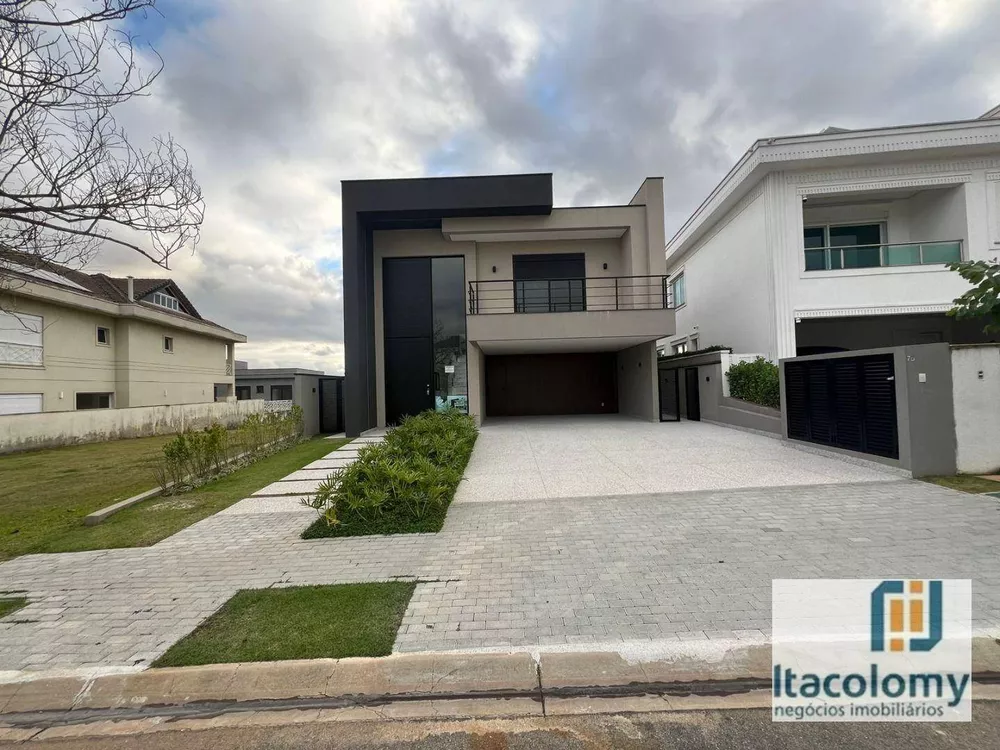 Casa de Condomínio à venda com 5 quartos, 435m² - Foto 1