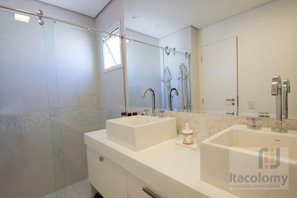 Apartamento, 3 quartos, 212 m² - Foto 12