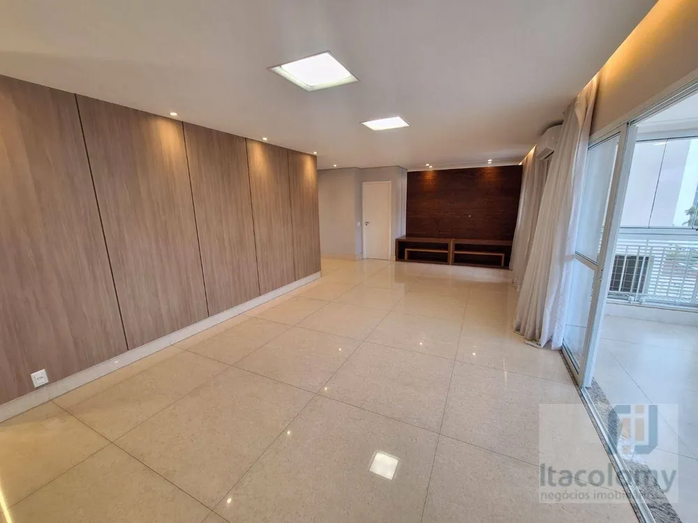 Apartamento, 3 quartos, 158 m² - Foto 1