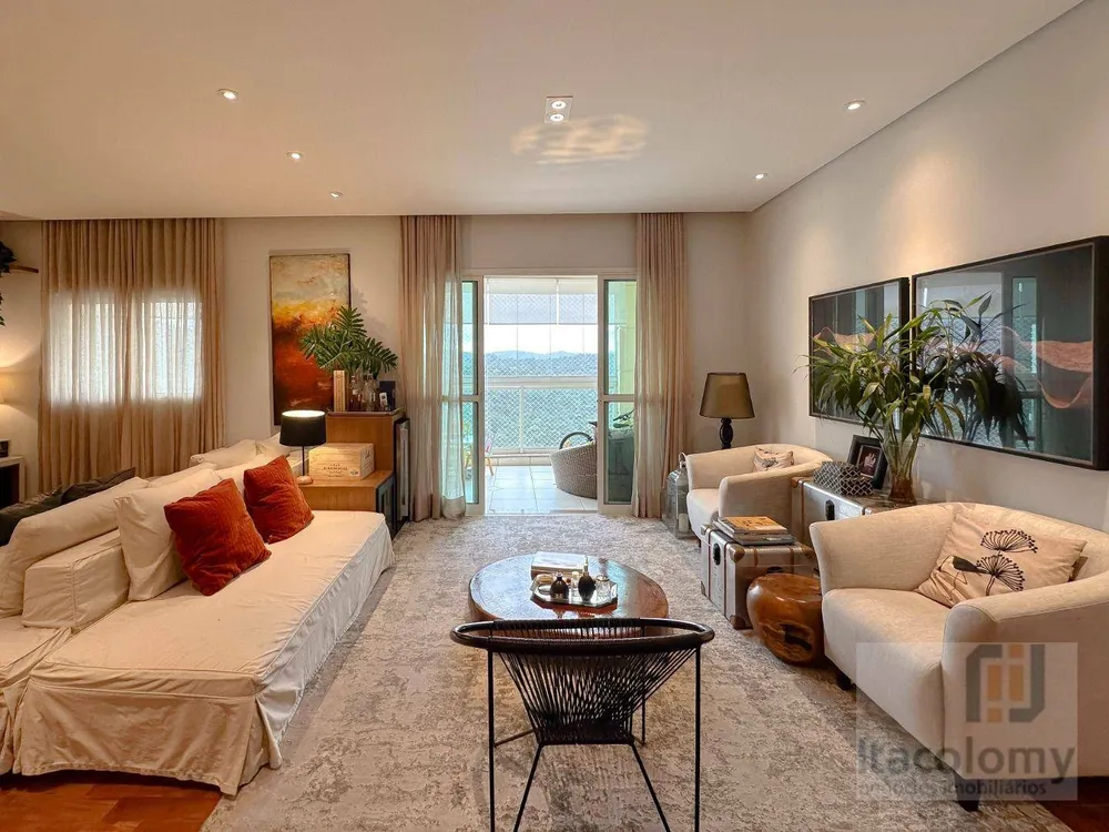 Apartamento, 3 quartos, 133 m² - Foto 1