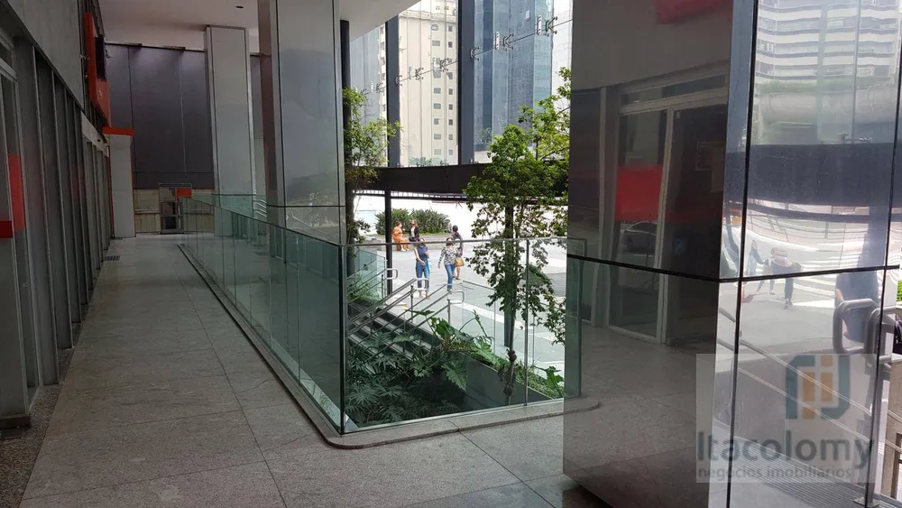 Loja-Salão, 701 m² - Foto 1