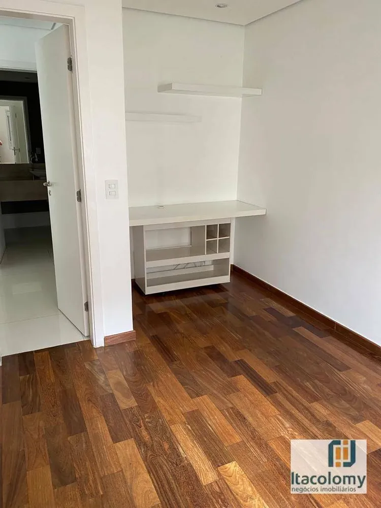 Apartamento, 3 quartos, 212 m² - Foto 7
