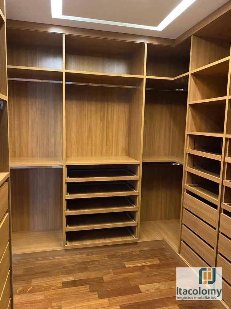 Apartamento, 3 quartos, 212 m² - Foto 10