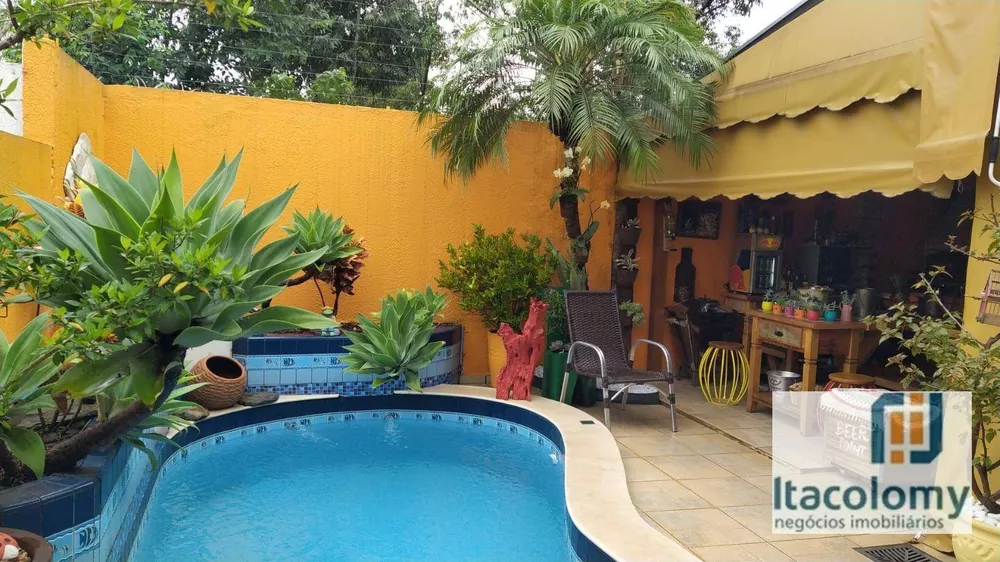 Casa de Condomínio à venda com 4 quartos, 170m² - Foto 2