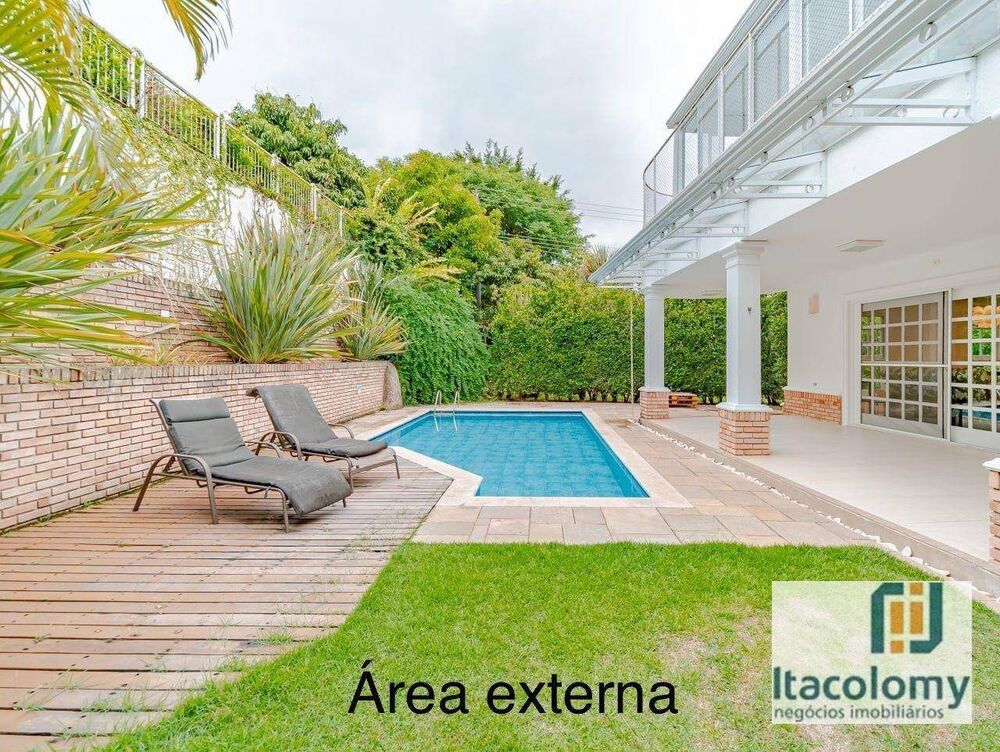 Casa de Condomínio à venda e aluguel com 4 quartos, 560m² - Foto 2