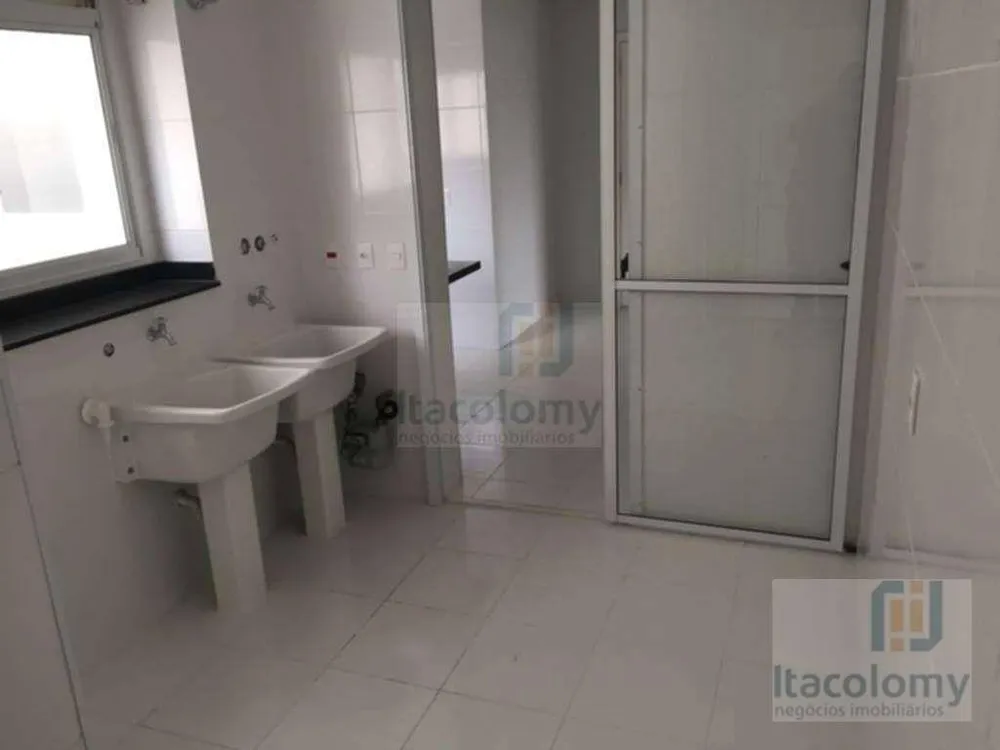 Apartamento, 3 quartos, 243 m² - Foto 11