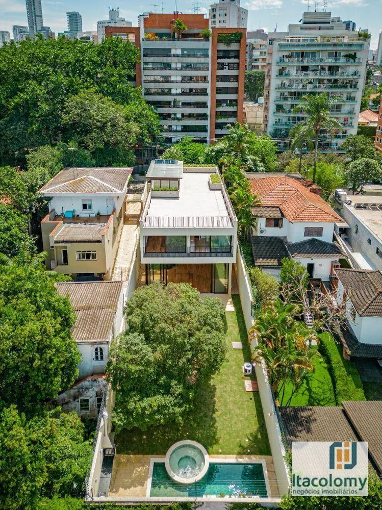 Casa à venda com 4 quartos, 560m² - Foto 11