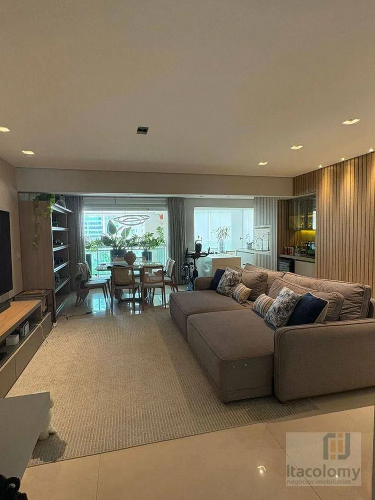 Apartamento, 3 quartos, 178 m² - Foto 3